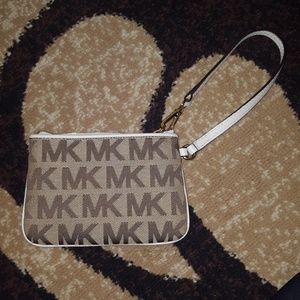Michael Kors Wristlet